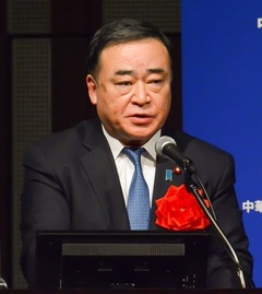 梶山弘志　経済産業大臣